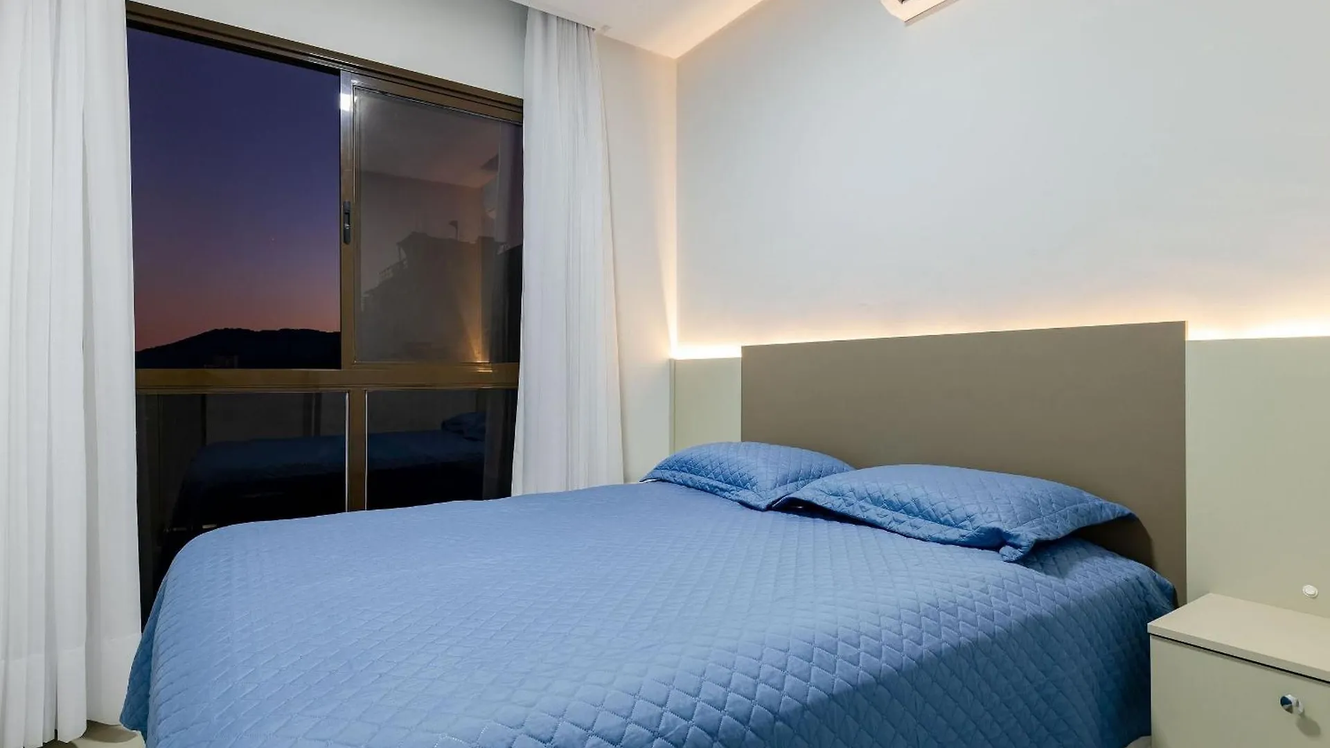 Apartment Apartamento Finamente Mobiliado Com Area De Lazer E Vista Mar Bombinhas Brazil