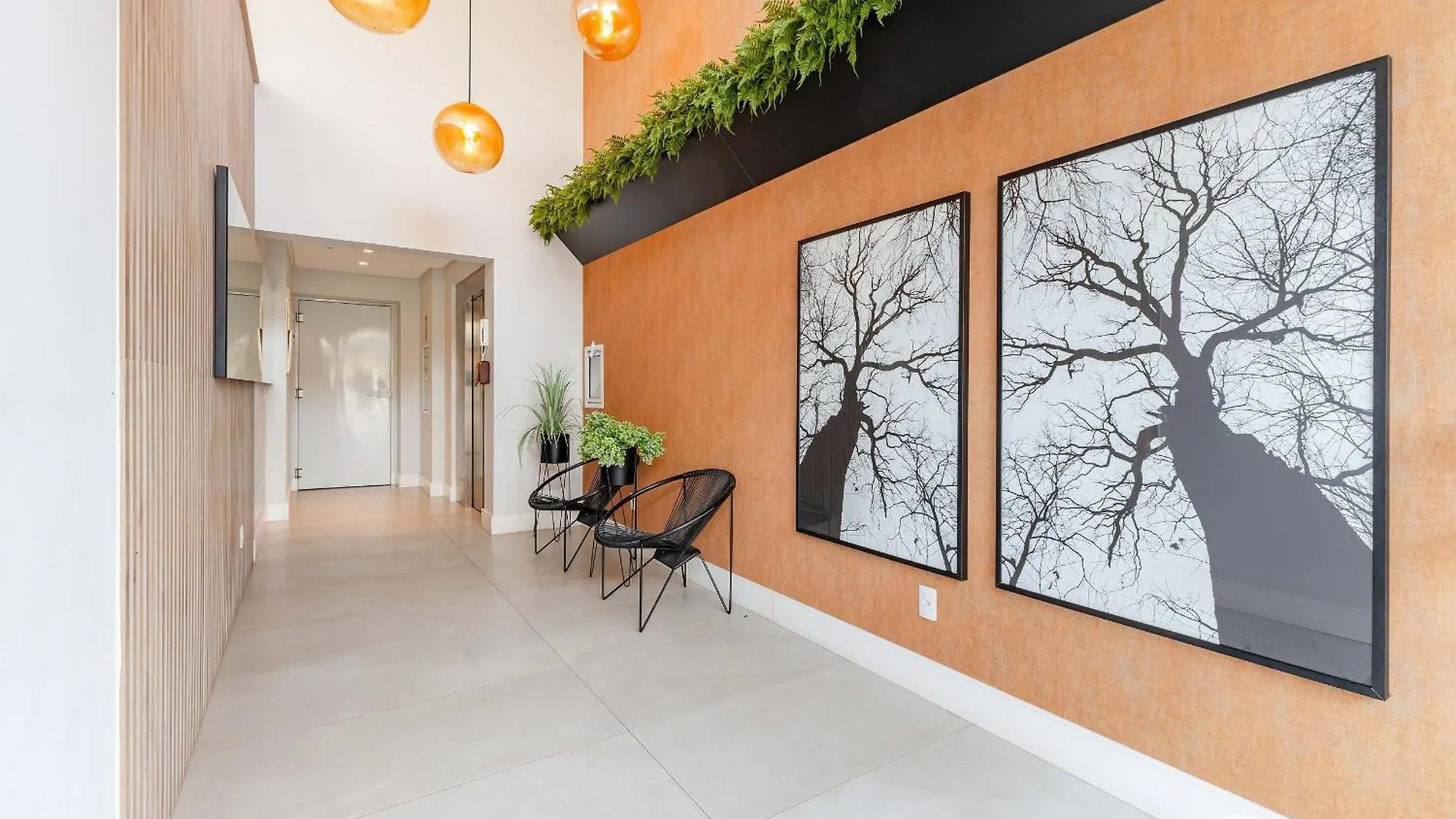 Apartamento Finamente Mobiliado Com Area De Lazer E Vista Mar 봄비나스 아파트